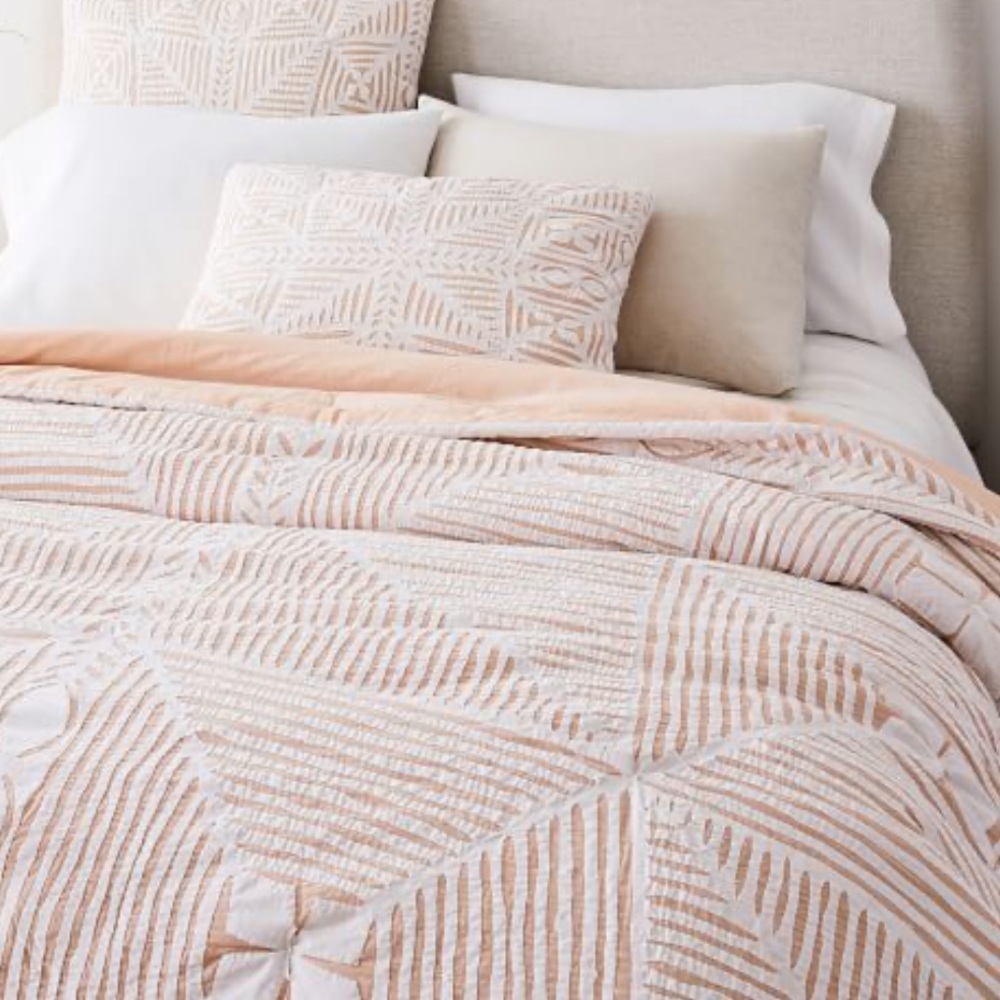 West Elm Reverse Applique Quilt, King Size